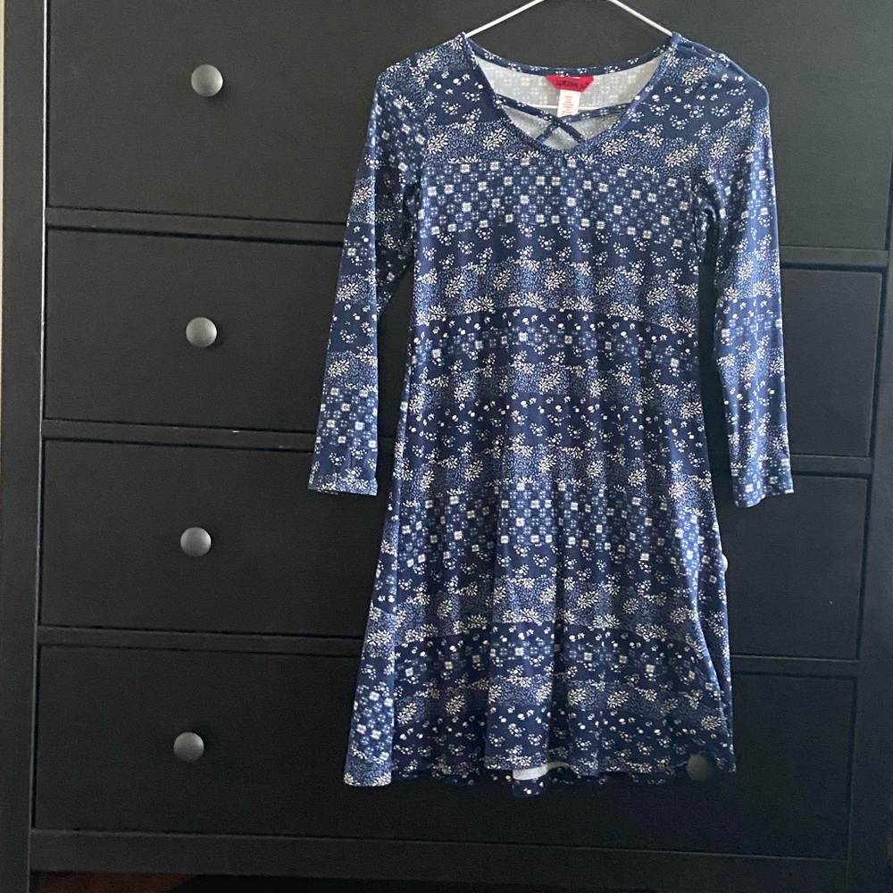 Blue Long Sleeve Dress 💙🤍